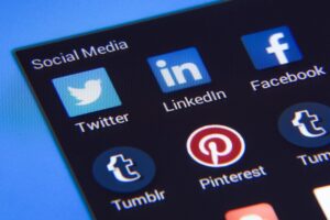 SNSブランディングを成功させるポイント、効果や注意点、企業事例を紹介